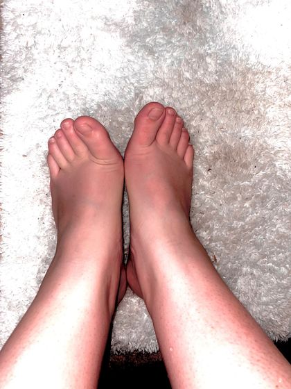 feetsellingqueen2 OnlyFans picture