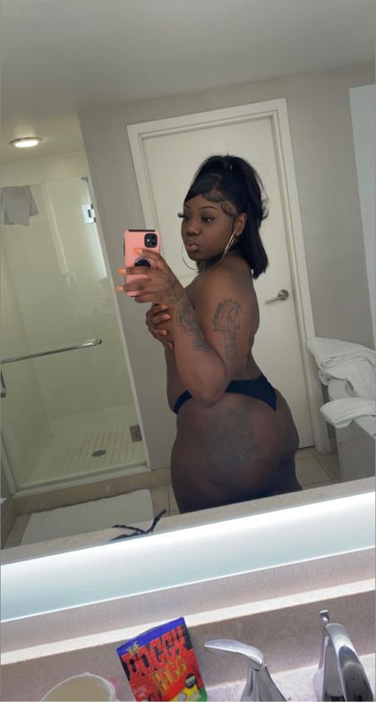 miss.hershey OnlyFans picture