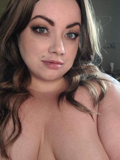 lorarose85 OnlyFans picture
