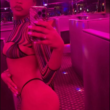 kobellaxoxo OnlyFans picture