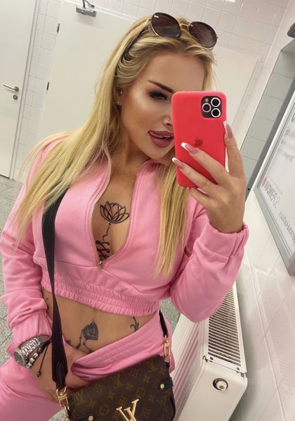 lunaluxlu OnlyFans picture