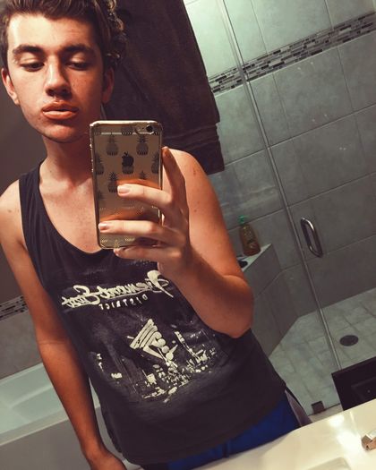 kydoesspice OnlyFans picture