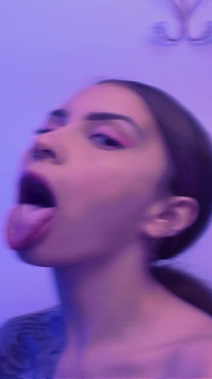 yourpetiteprincess420 OnlyFans picture