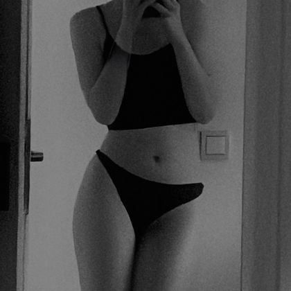 secretstotell OnlyFans picture