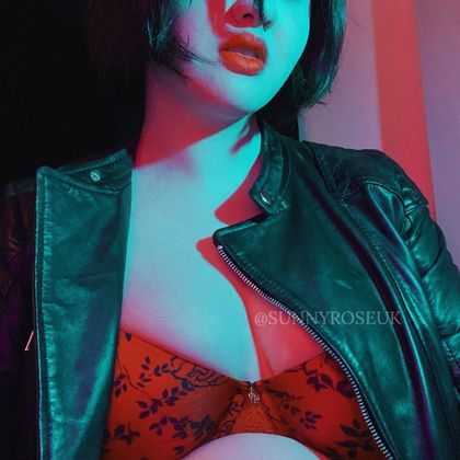 sunnyroseuk OnlyFans picture