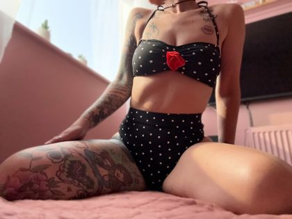 sweetlikecxx OnlyFans picture