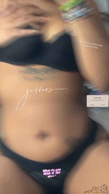 shee.exclusivee OnlyFans picture