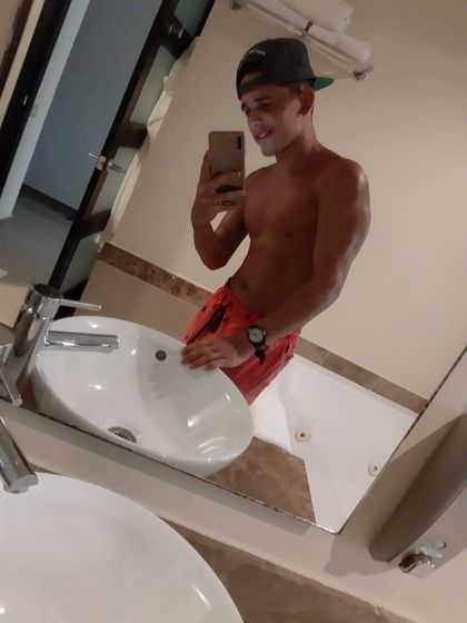 mauriguillenn OnlyFans picture