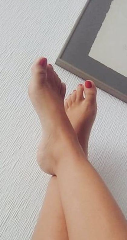 cindere_feet OnlyFans picture