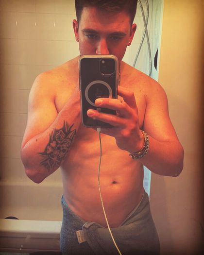 u25232327 OnlyFans picture