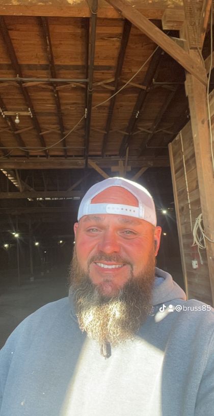 bruss1985 OnlyFans picture