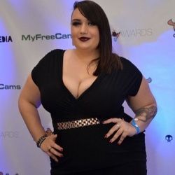 curvyquinn22 OnlyFans picture