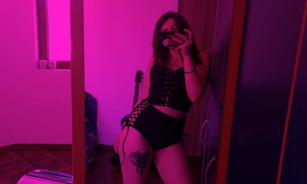 loveisreal42 OnlyFans profile picture