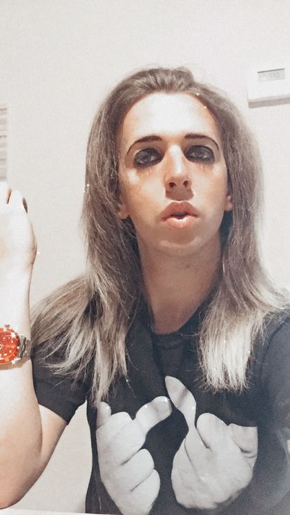 lukewinwar OnlyFans picture