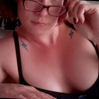 avidlyallie OnlyFans picture