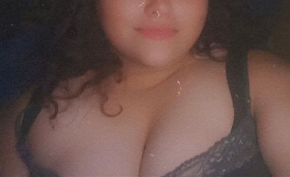 writtenbythea OnlyFans picture