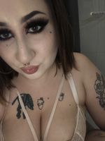 ziutka OnlyFans - Free Trial - Photos - Socials | FansMetrics.com