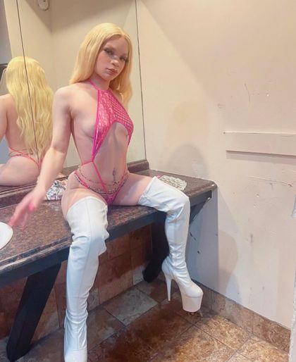 poundcakexx OnlyFans picture