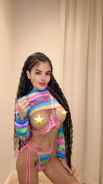 zoeycruz OnlyFans picture