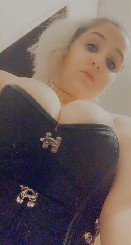 novaraiin OnlyFans picture