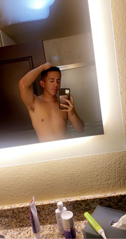 mikeyyrivera OnlyFans picture