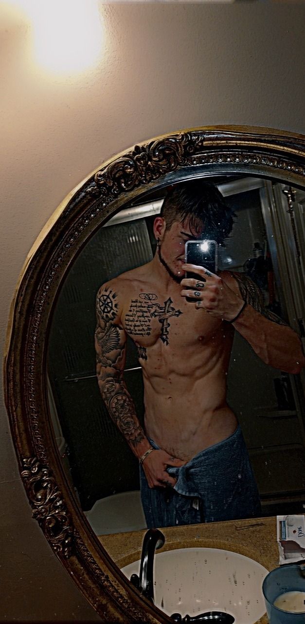 tattedwhiteguy1 OnlyFans profile picture