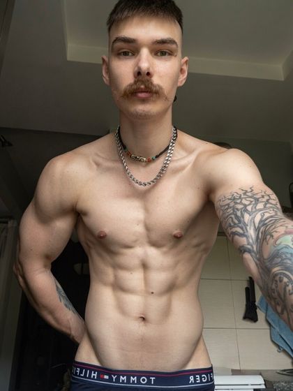 henai OnlyFans picture