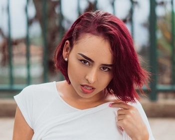 flora_meow OnlyFans - Free Trial - Photos - Socials FansMetrics