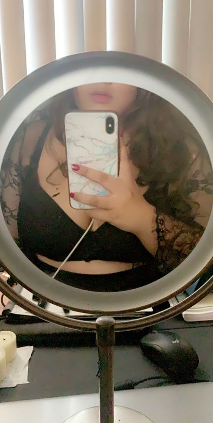 karahyourabg OnlyFans picture
