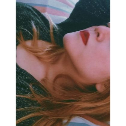 carolinepres OnlyFans picture