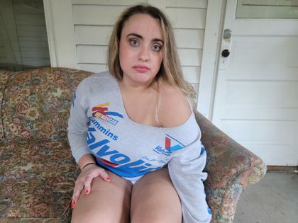 kylabloomcurves OnlyFans picture
