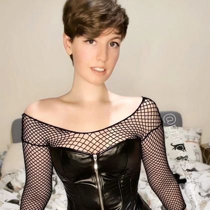 alyxis_kitten_free OnlyFans picture