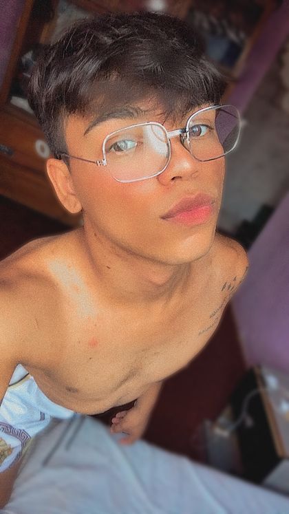 u75498619 OnlyFans picture