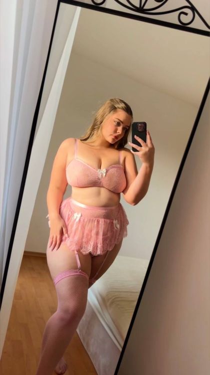 ellie_kelly OnlyFans picture