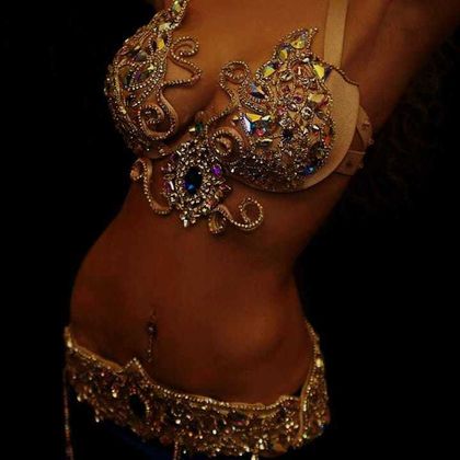 bellydance.adrienne OnlyFans picture