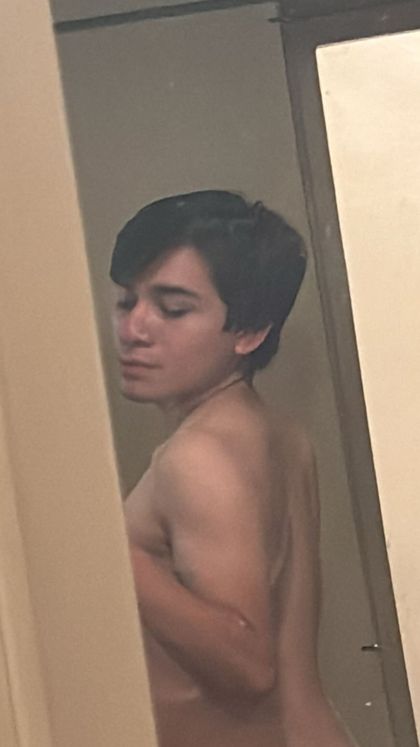 innocentboytoy OnlyFans picture