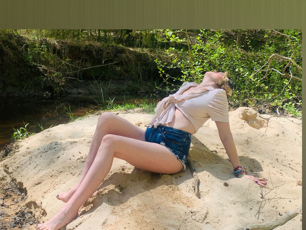 flowerchildrootz OnlyFans profile picture