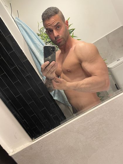 physique88 OnlyFans picture
