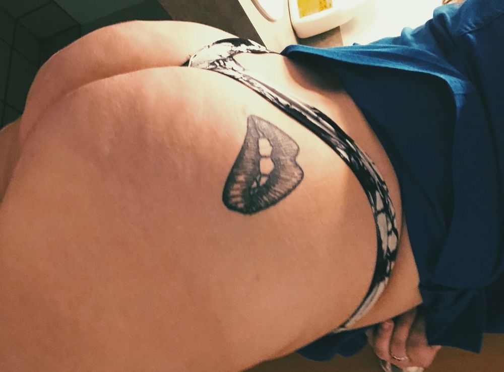 pinkwaterfalls OnlyFans profile picture