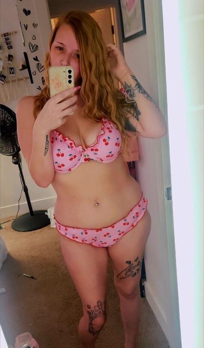 shytownbbxoxo OnlyFans picture