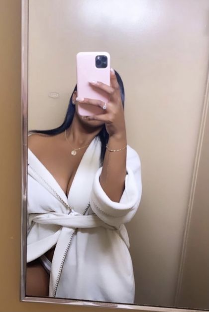 shy_yourfav1 OnlyFans picture