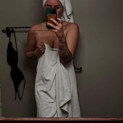 your-next-girlfriend OnlyFans picture