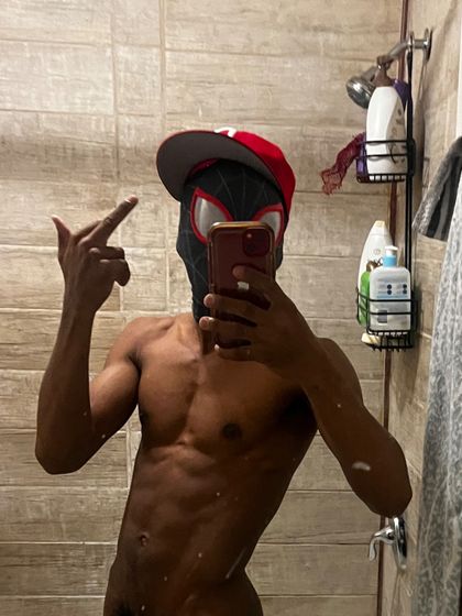 skinnyqtip OnlyFans picture