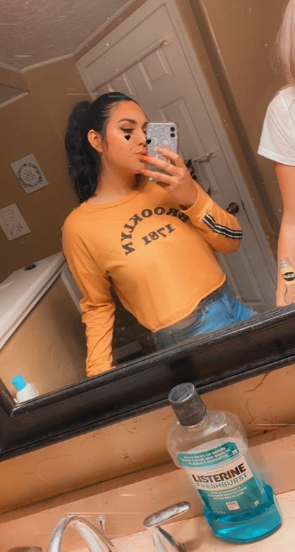 x.honey.x OnlyFans picture