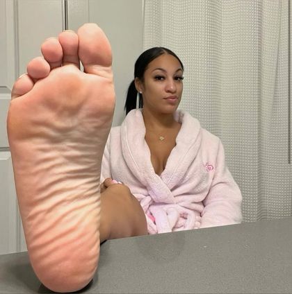 mymulattotoes OnlyFans picture