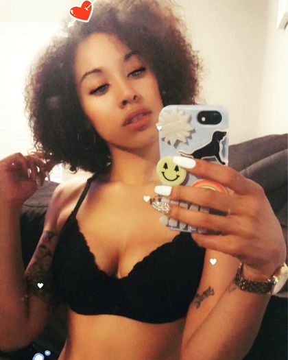kikibutterfly OnlyFans picture
