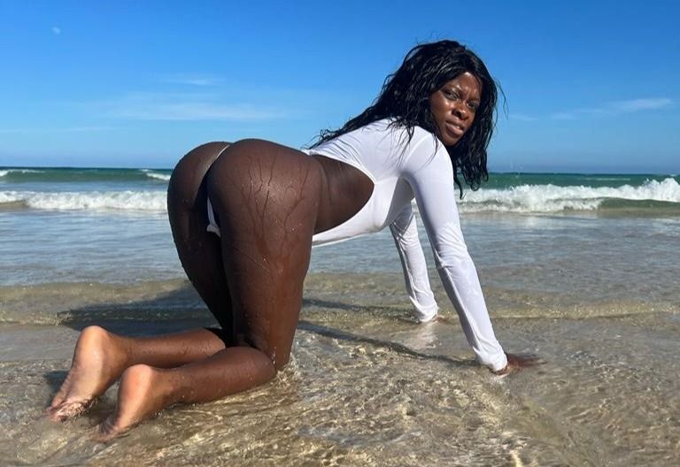 essy_reina OnlyFans profile picture