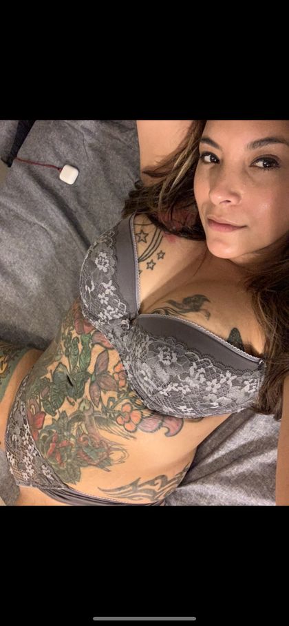 emilyneon OnlyFans picture
