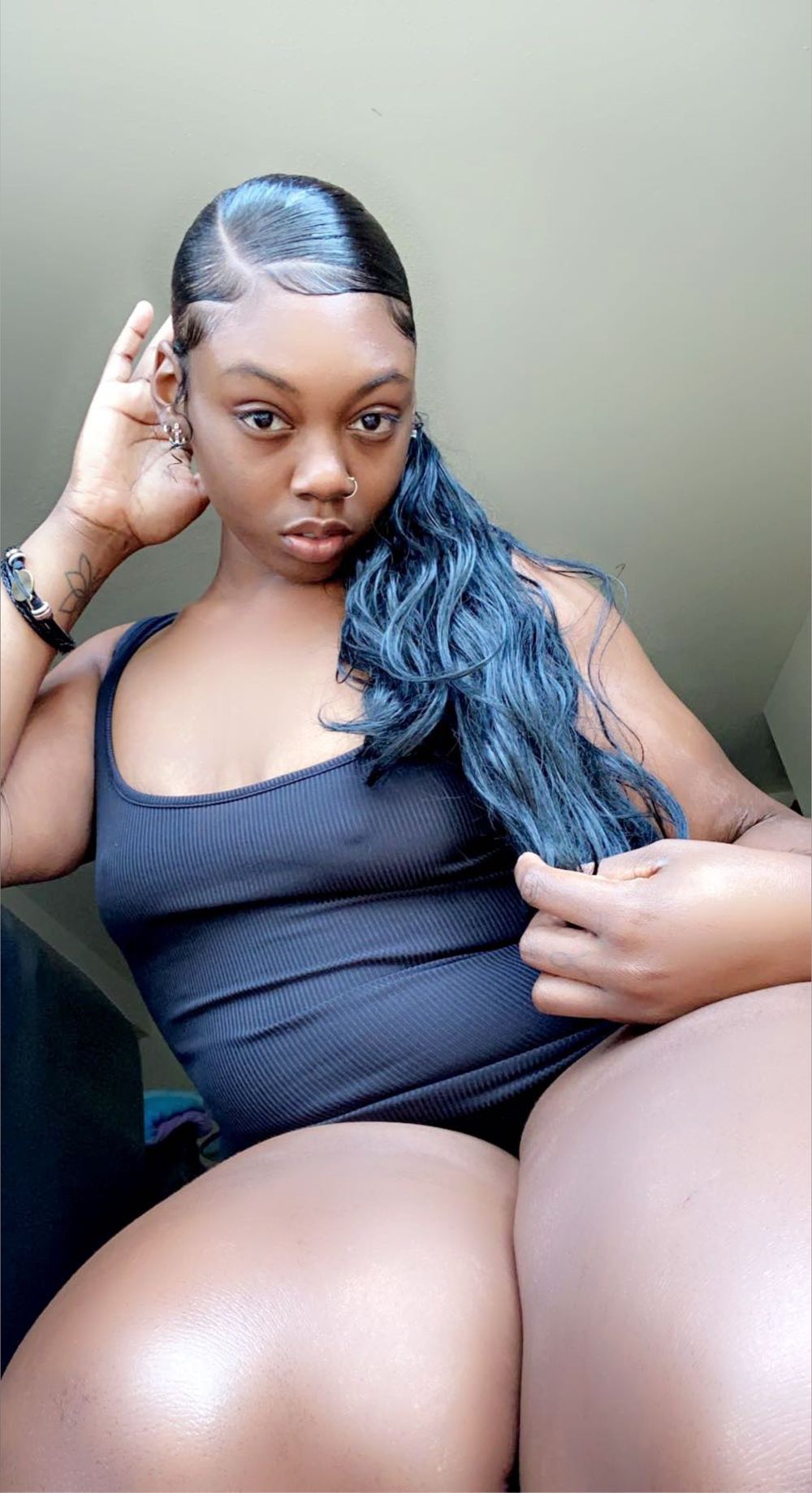 lovebeezx1 OnlyFans profile picture