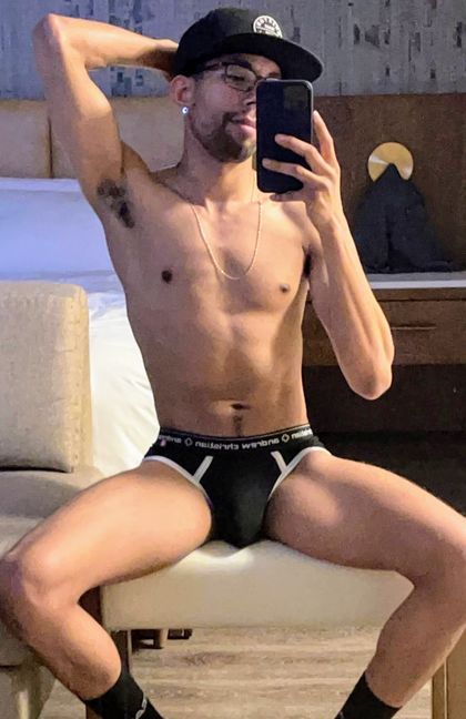 dion0406 OnlyFans picture